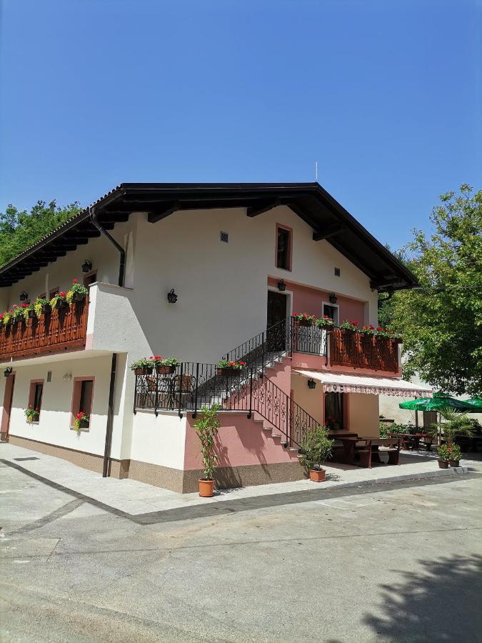 Domacija Bubec Villa Ilirska Bistrica Luaran gambar
